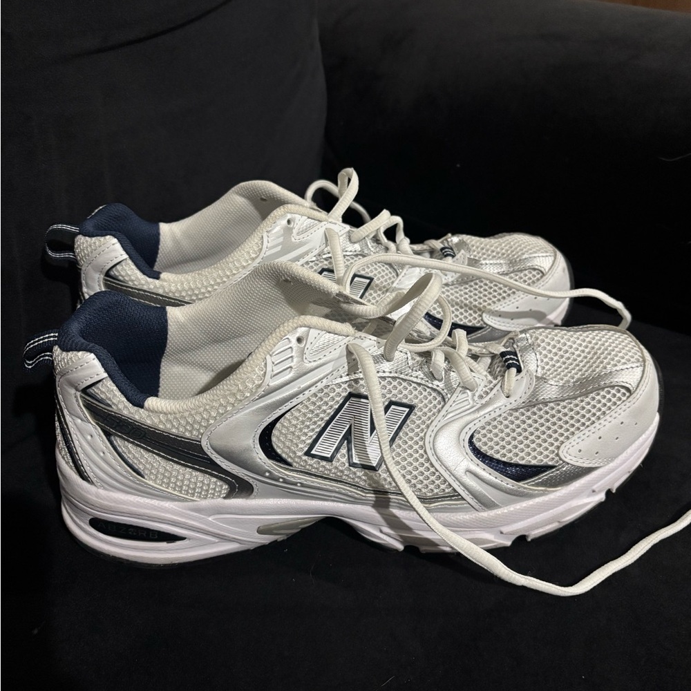 Women’s New Balance 530 - Picture 2 of 5